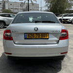חלק אחורי של סקודה Skoda