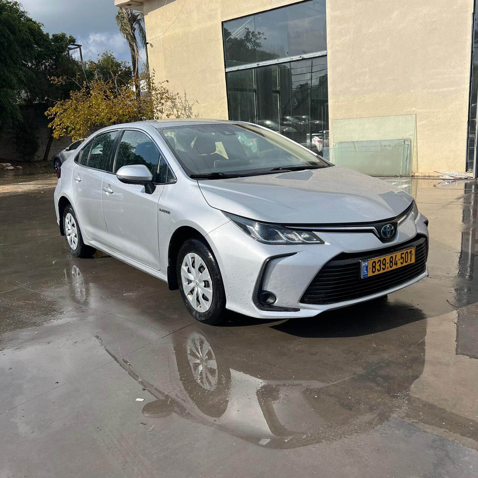 פרופיל טויוטה קורולה 2019 יד שניה הייבריד פלואו