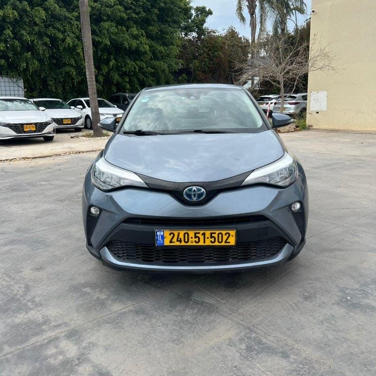 חזית רכב טויוטה CH-R FLAME - שנת 2020