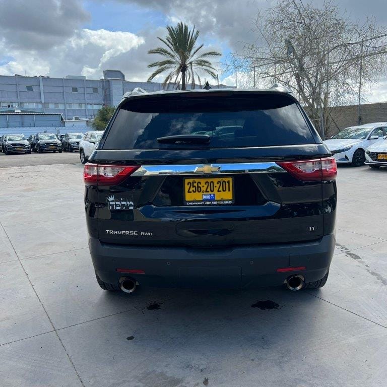 שברולט טראוורס 2018