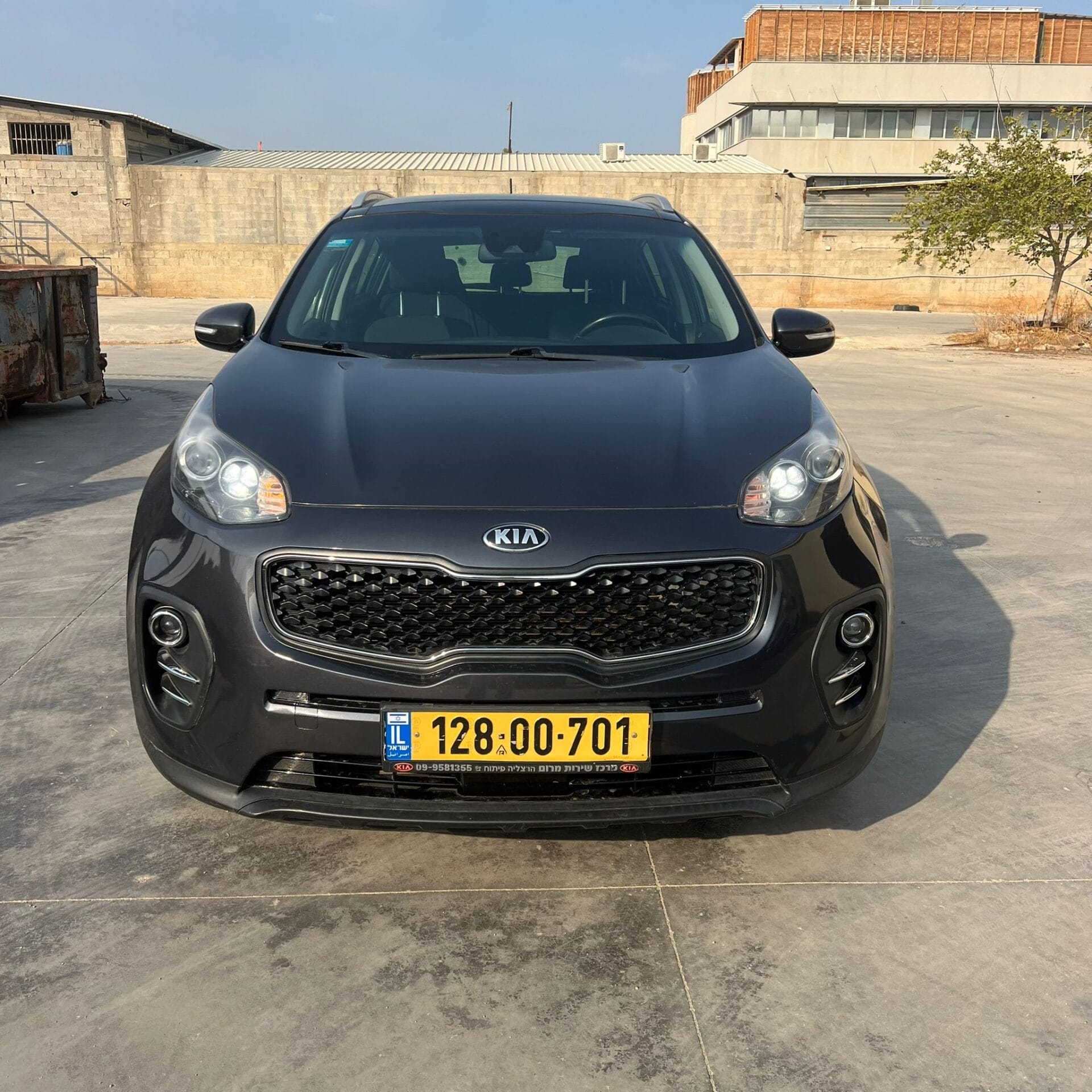 קיה ספורטז' 2017 אפורה חזית