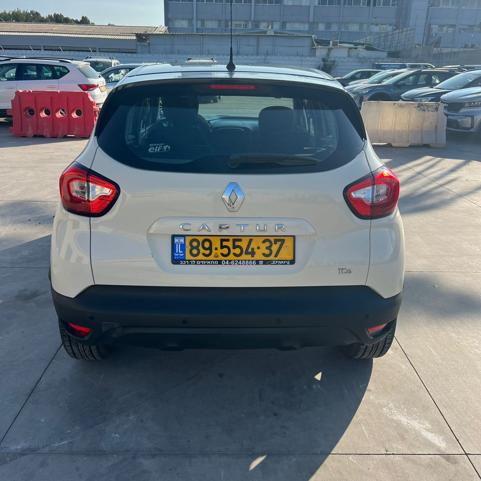 רנו קפצ'ור שנת 2016 אחורי