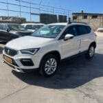 סיאט אטקה 2025 לבנה חזית שמאל